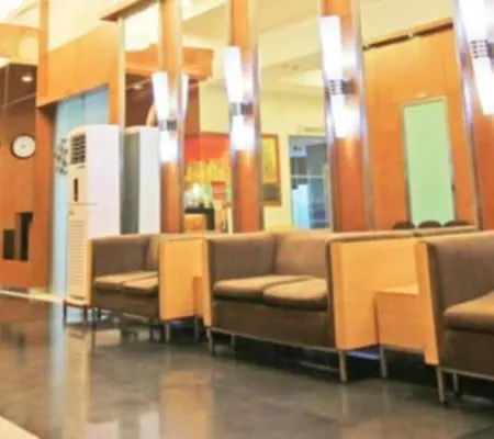 Specious & Cozy Corner Aparthotel